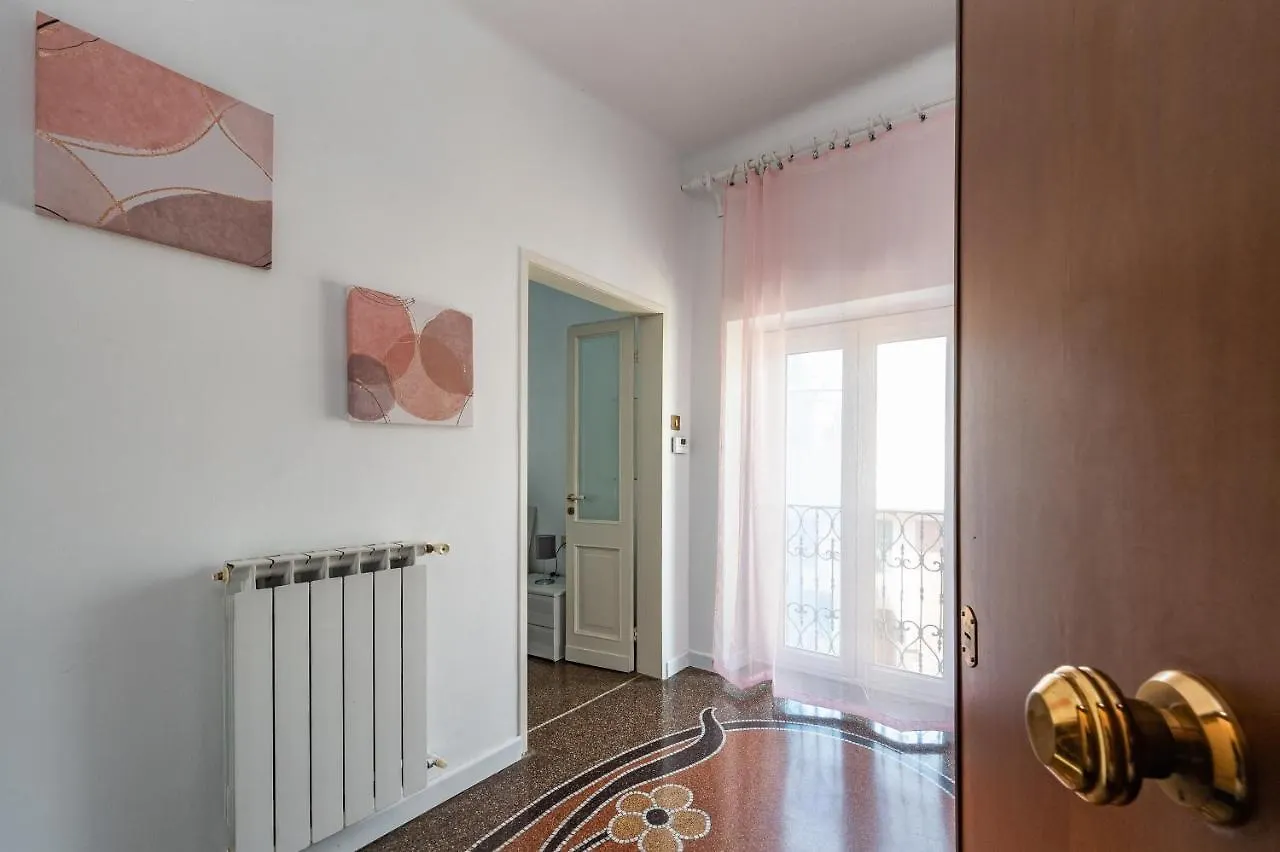 Seaside Apartment Genova